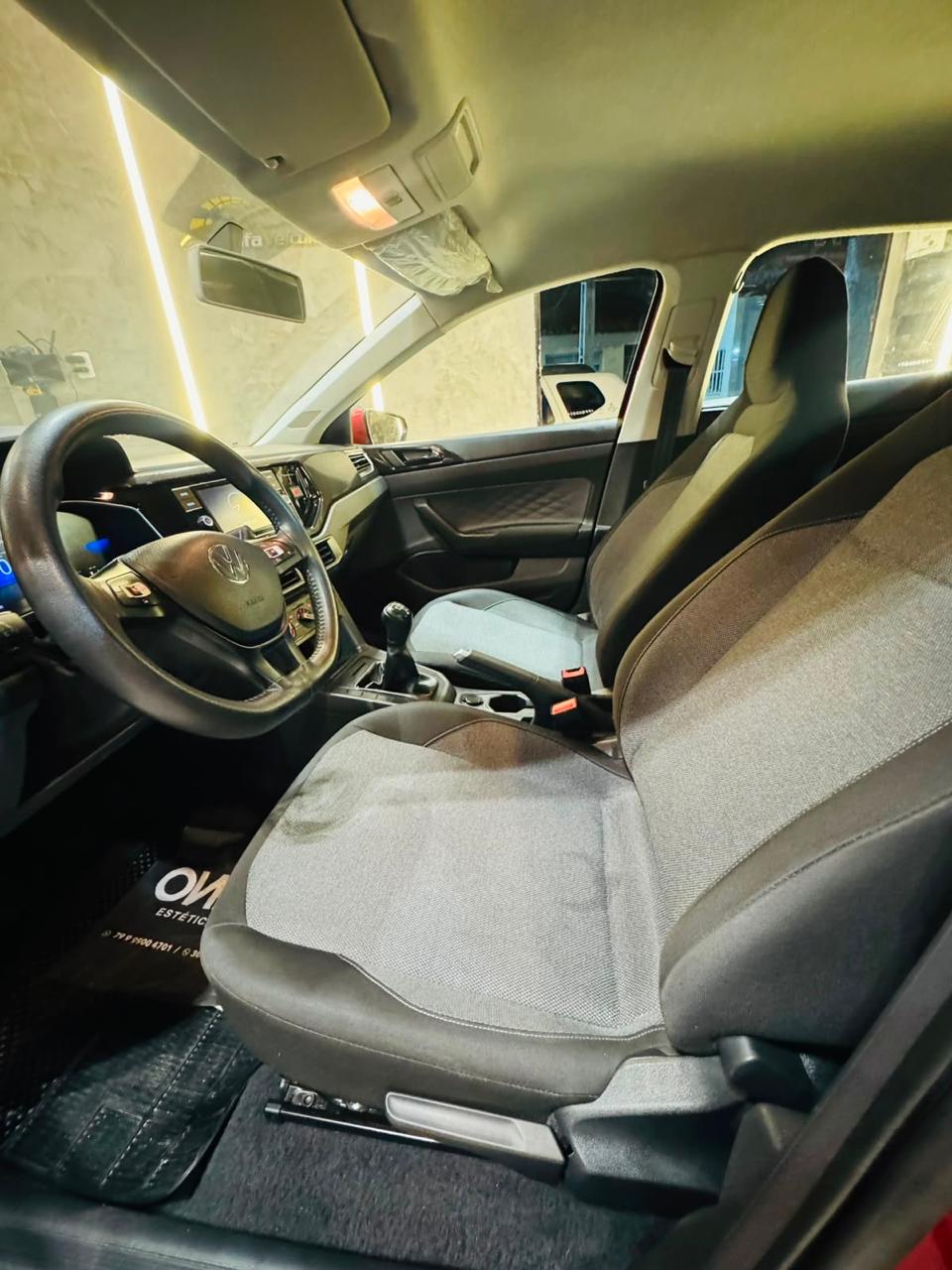 VOLKSWAGEN POLO 8