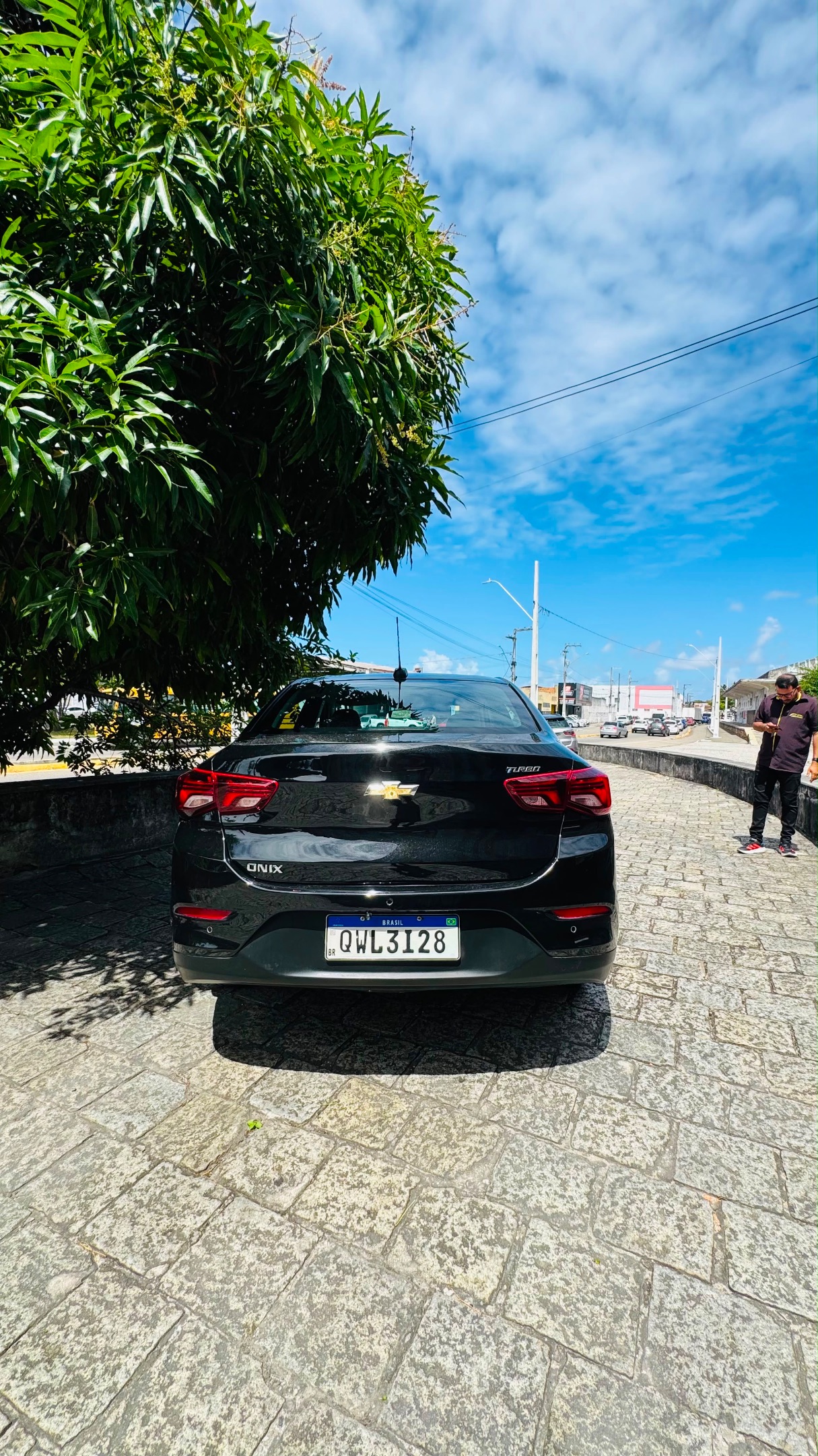CHEVROLET ONIX PLUS 3