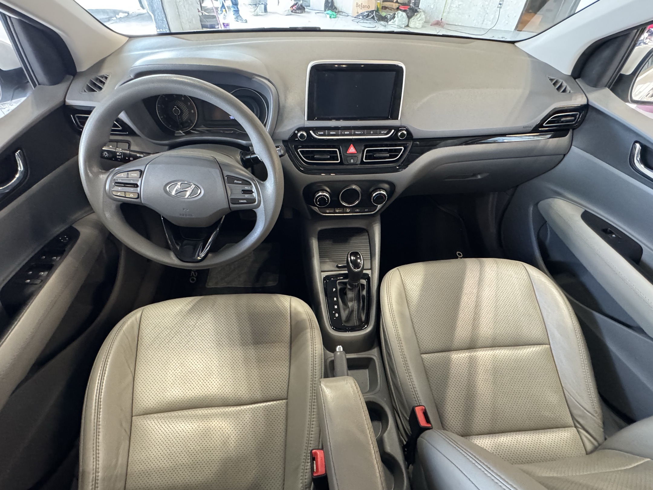 HYUNDAI HB20S 3