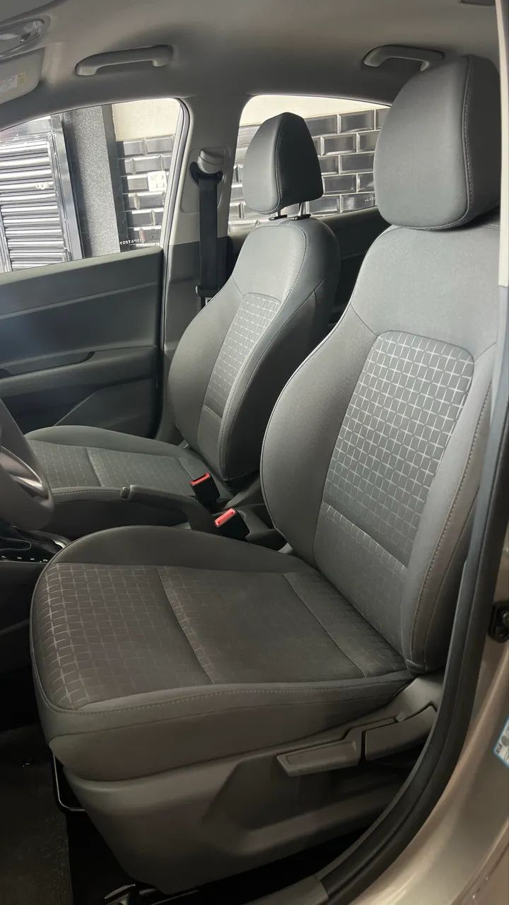 Hyundai HB20S 9