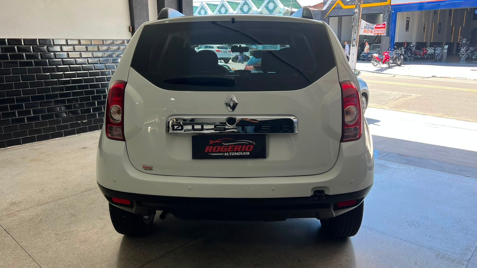 RENAULT DUSTER 5