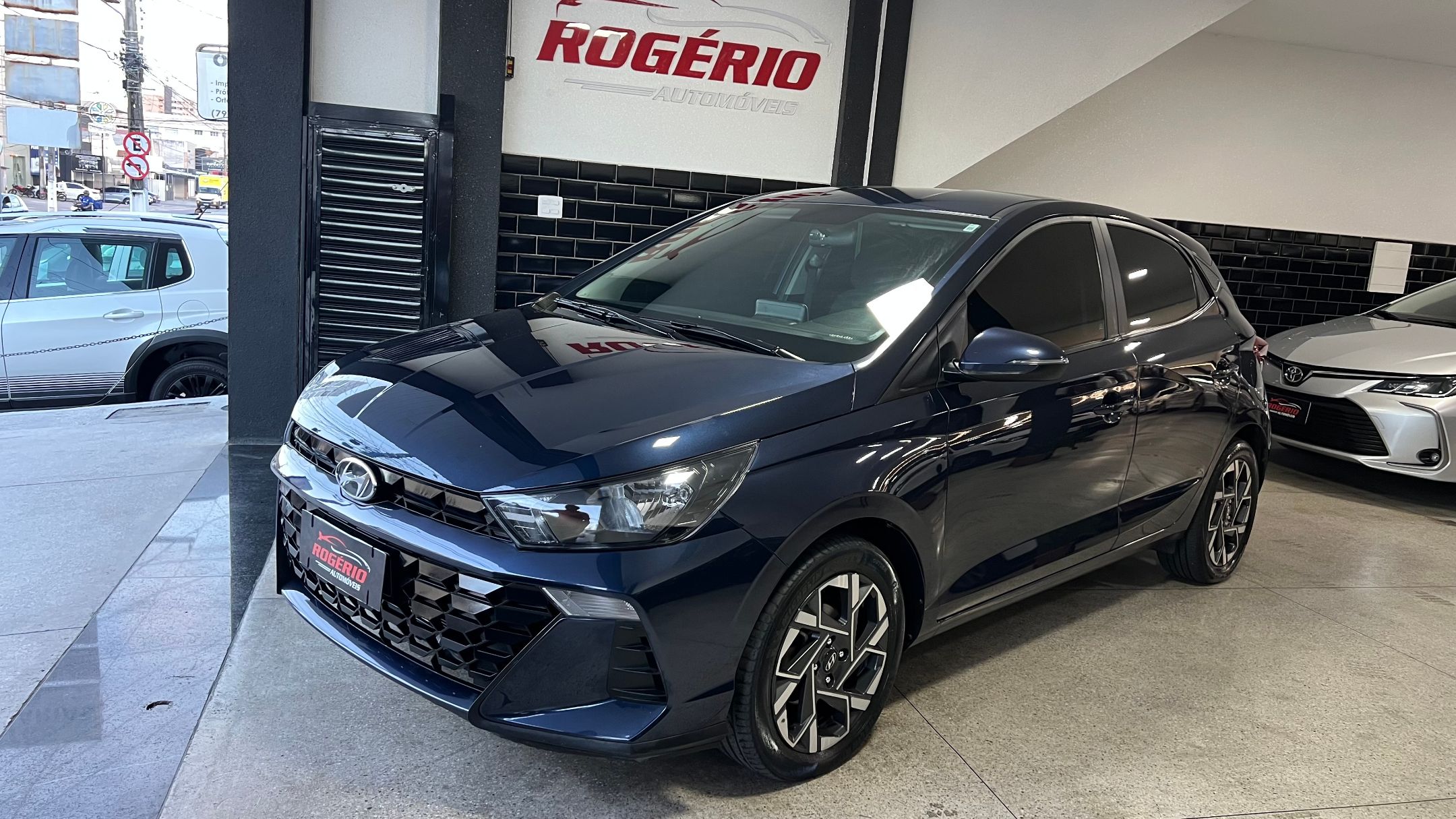 HYUNDAI HB20 3