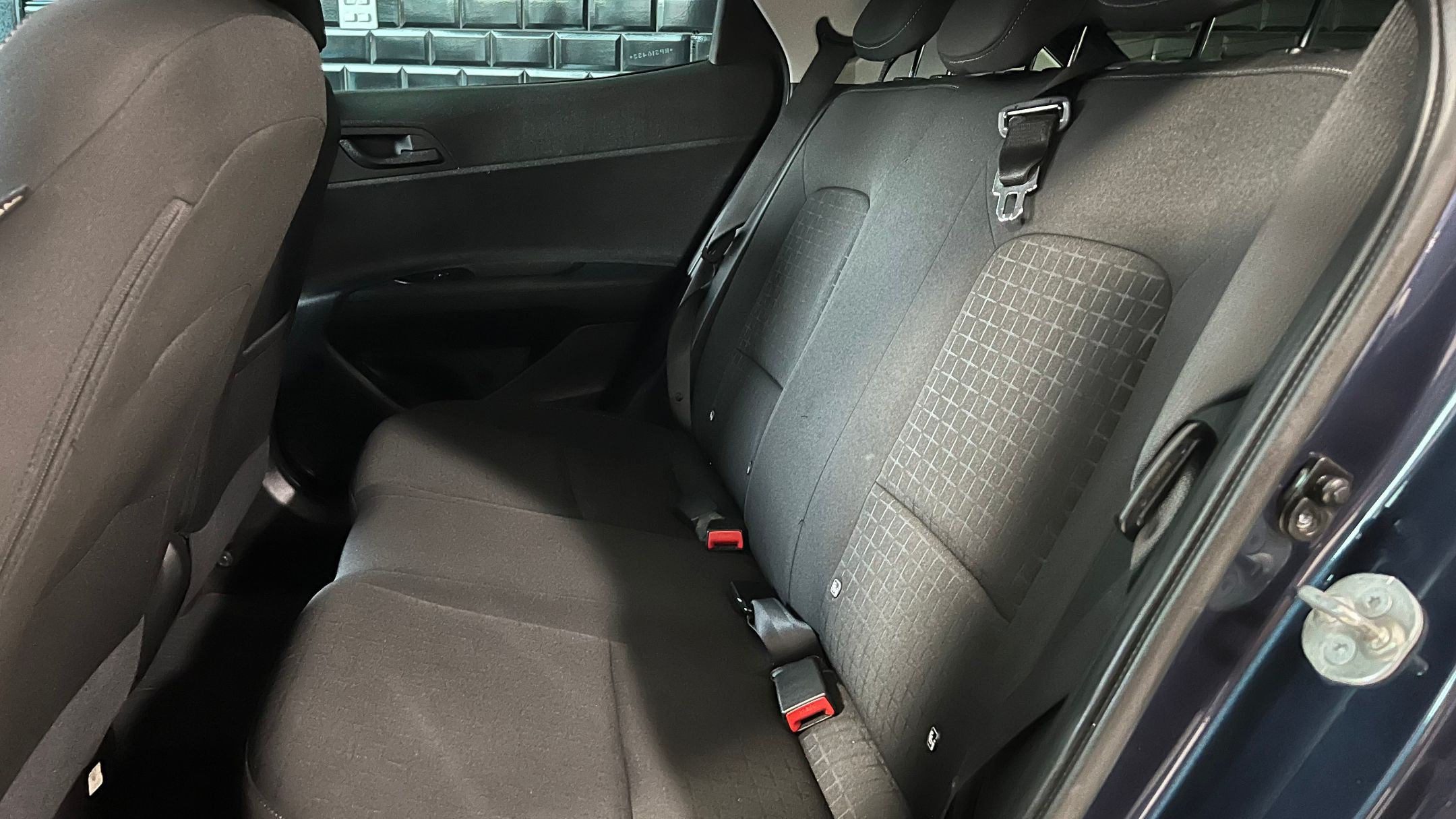 HYUNDAI HB20 10