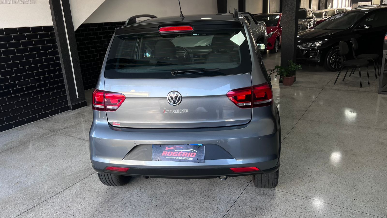 VOLKSWAGEN FOX 5