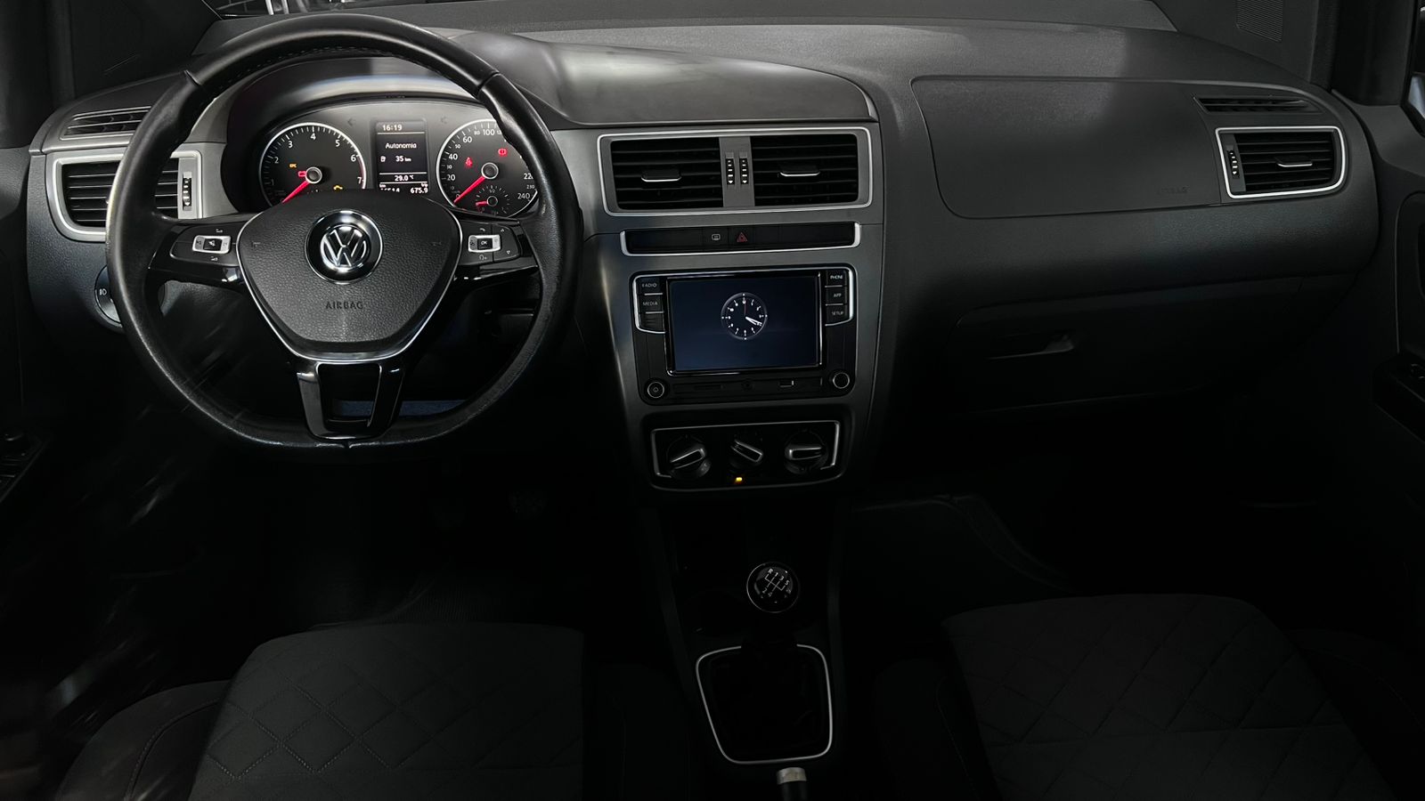 VOLKSWAGEN FOX 8