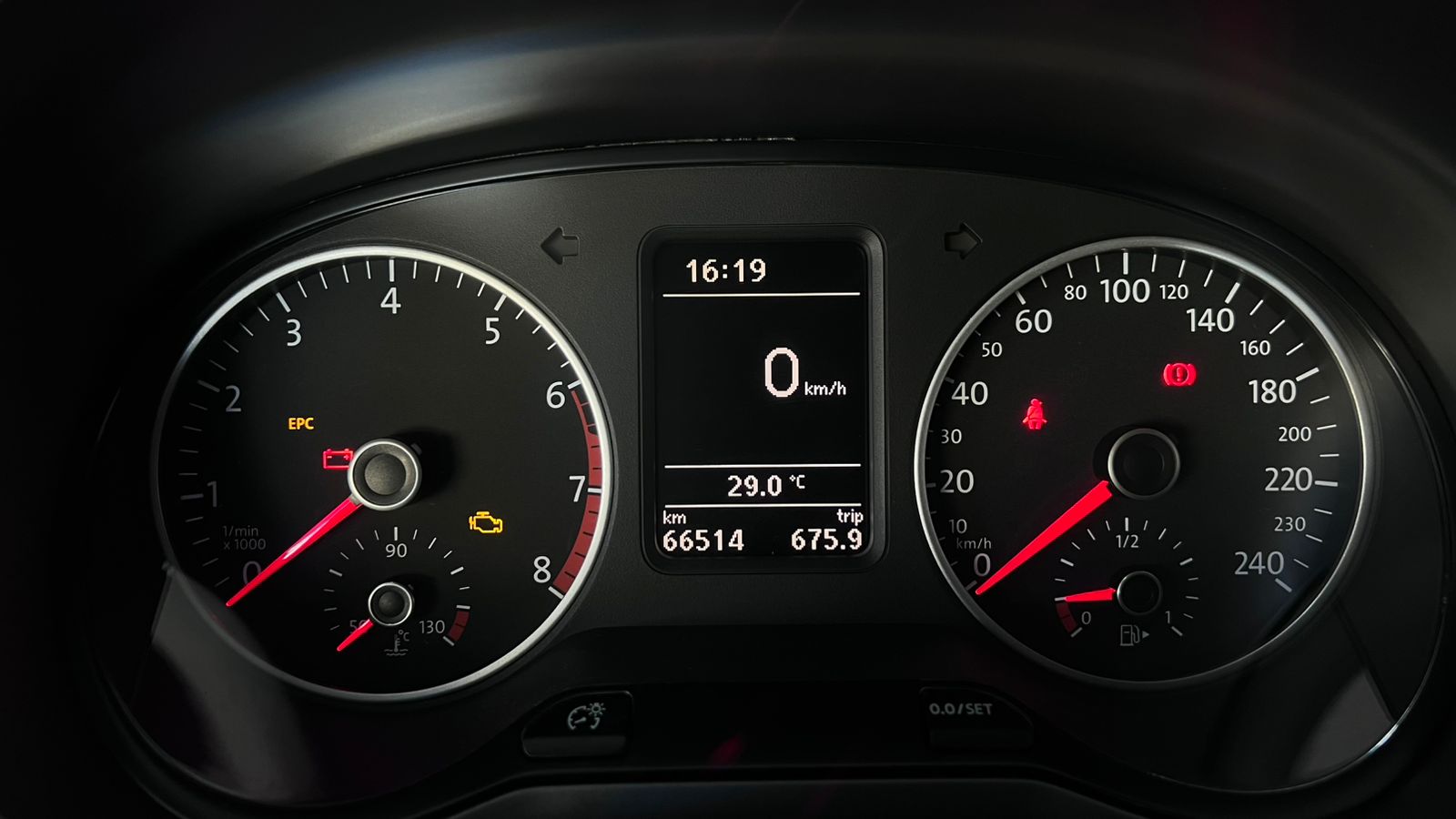 VOLKSWAGEN FOX 7