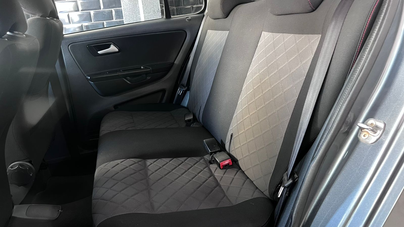 VOLKSWAGEN FOX 10