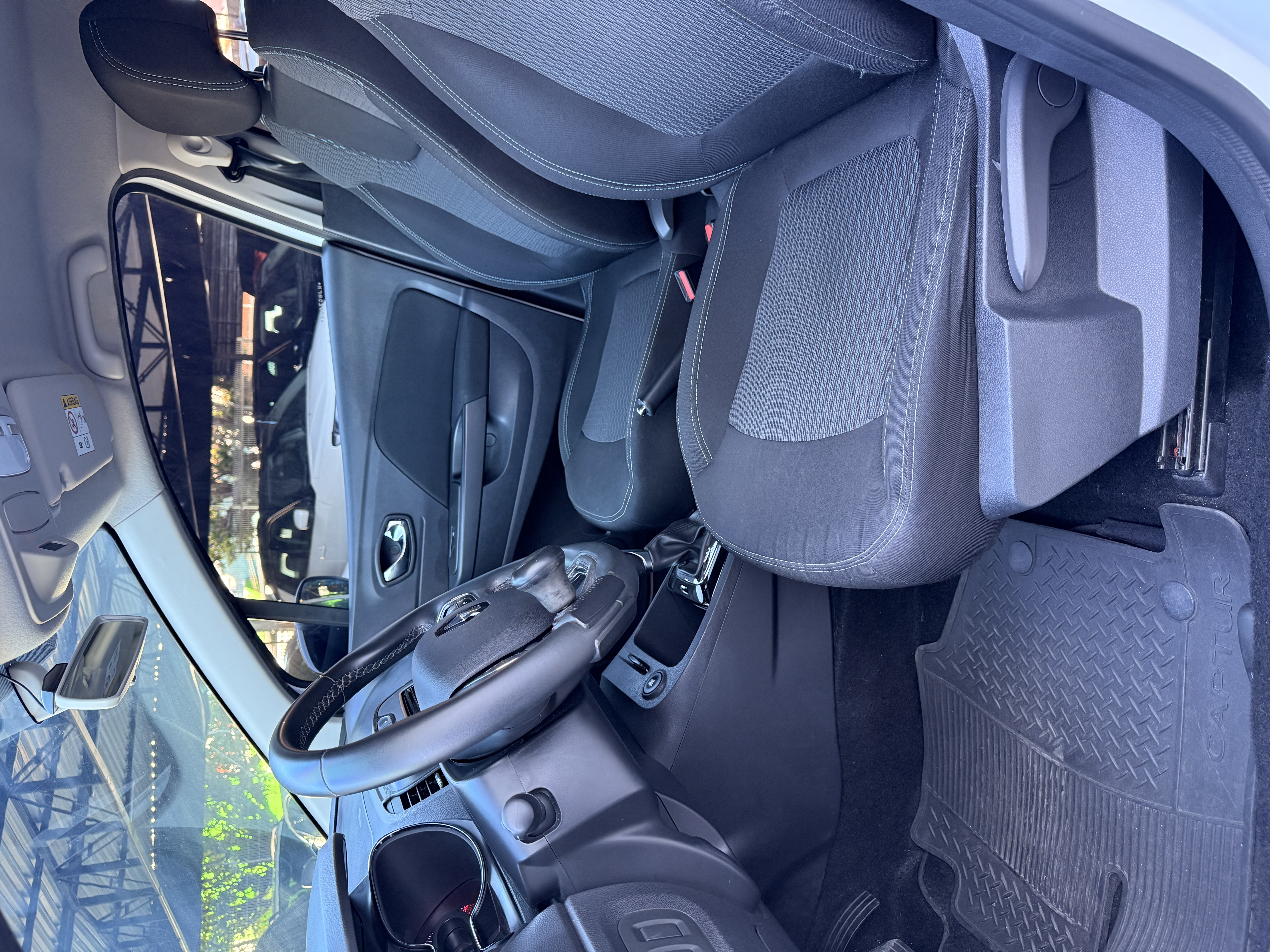 RENAULT CAPTUR 6