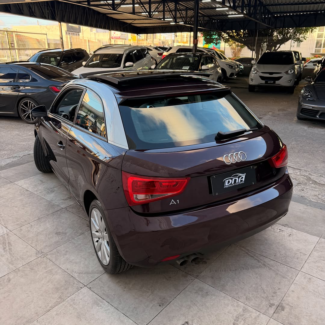 Audi A1 4