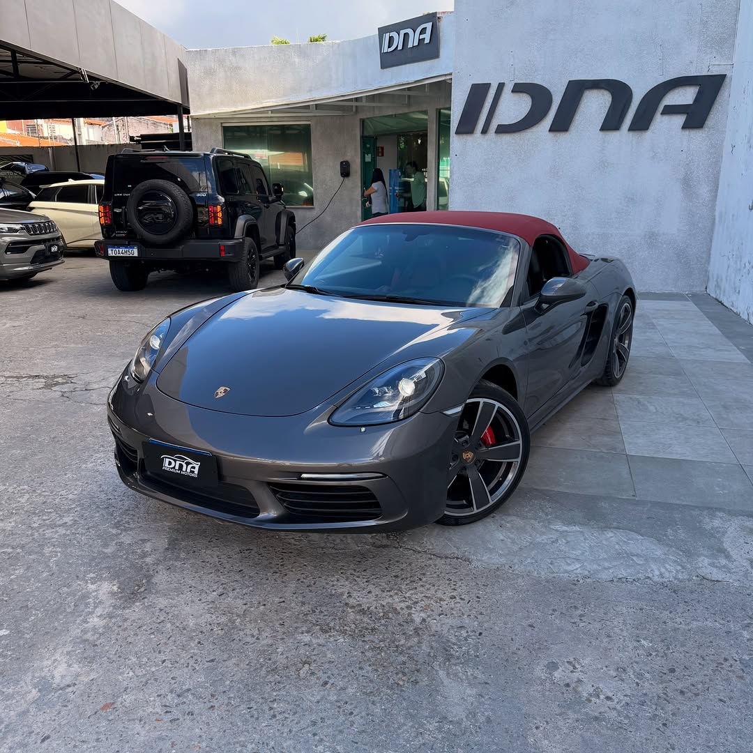 Porsche 718 Boxster 2