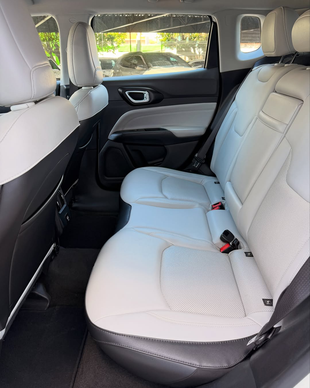Jeep Compass 6