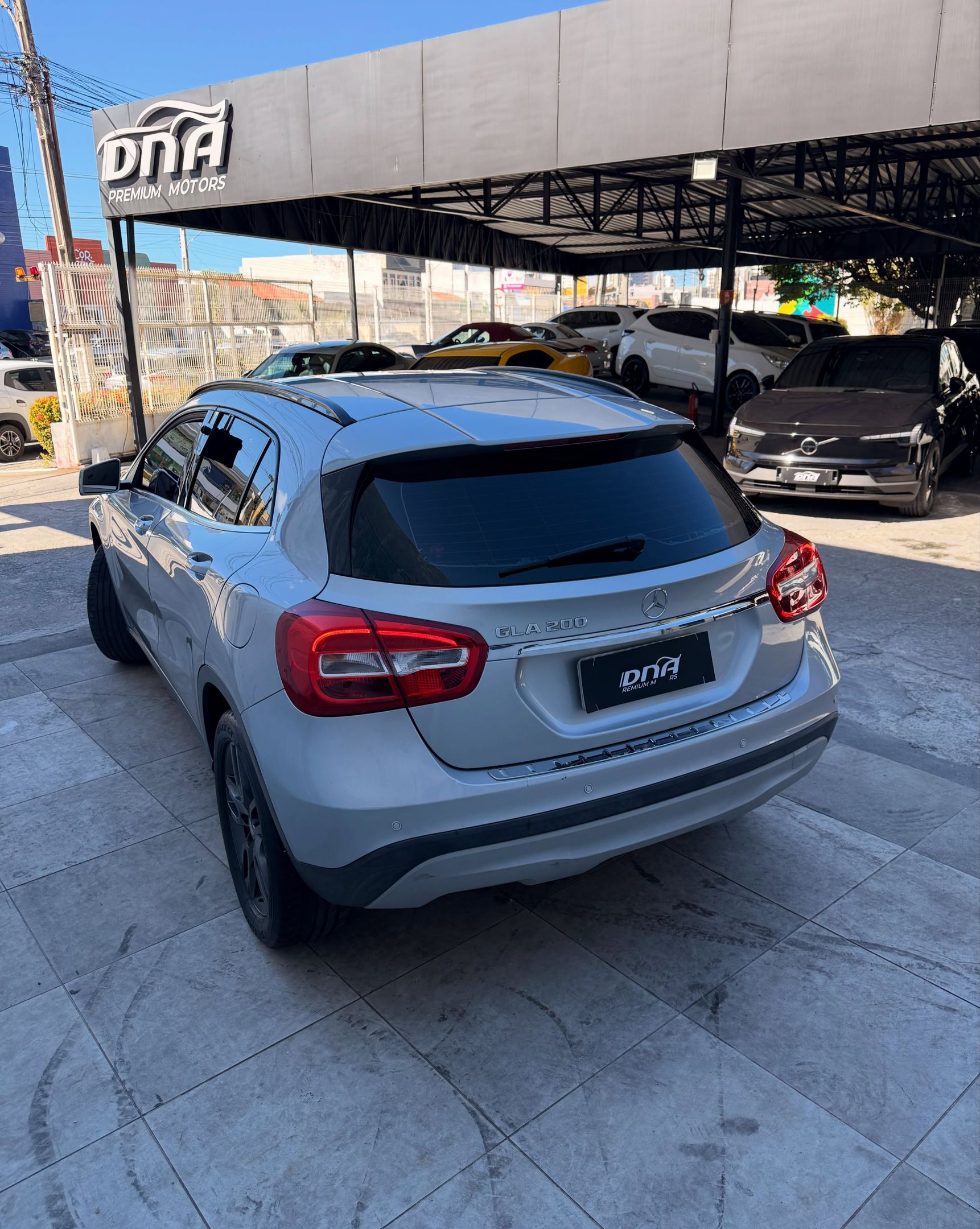 Mercedes-Benz GLA 5