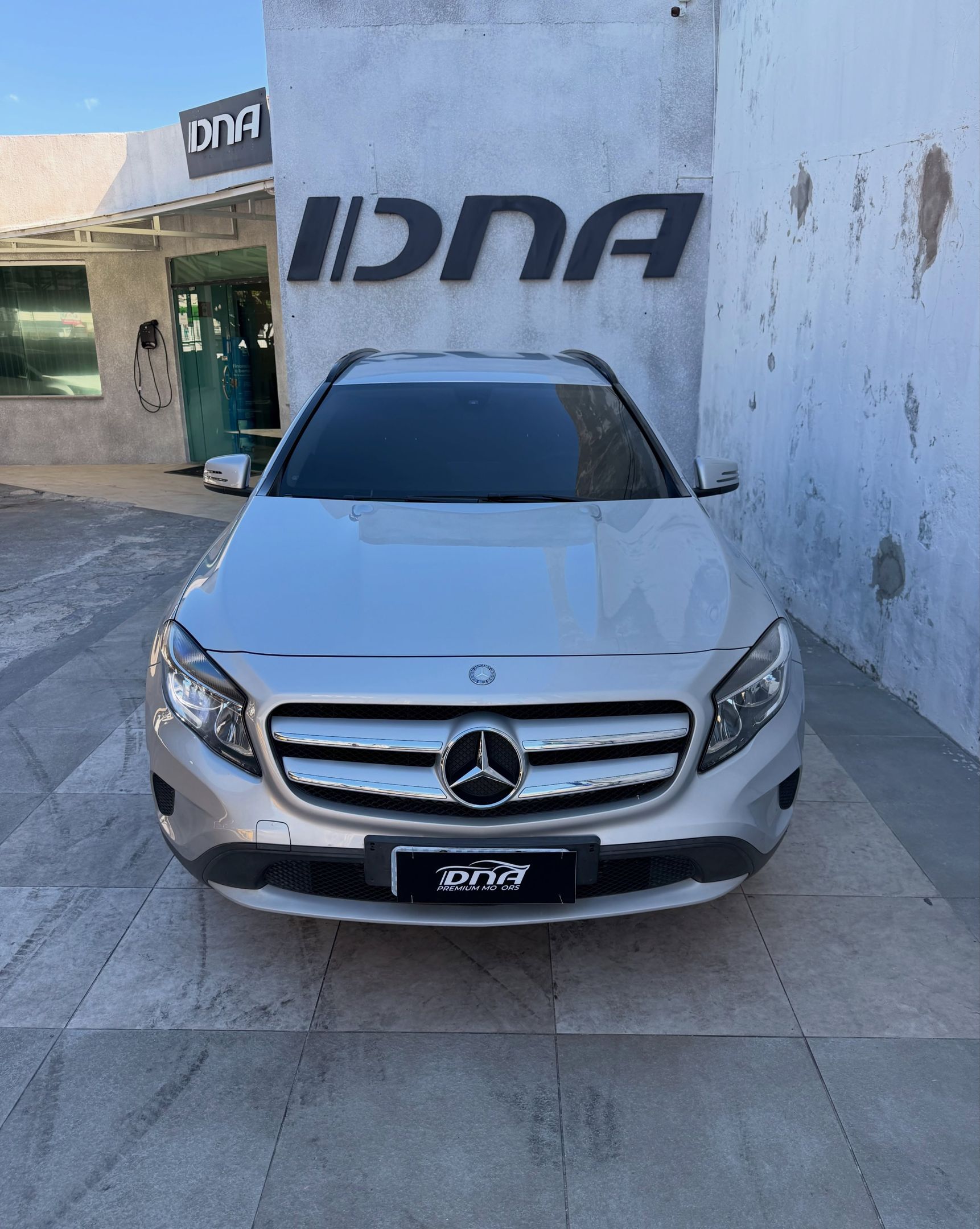 Mercedes-Benz GLA 4
