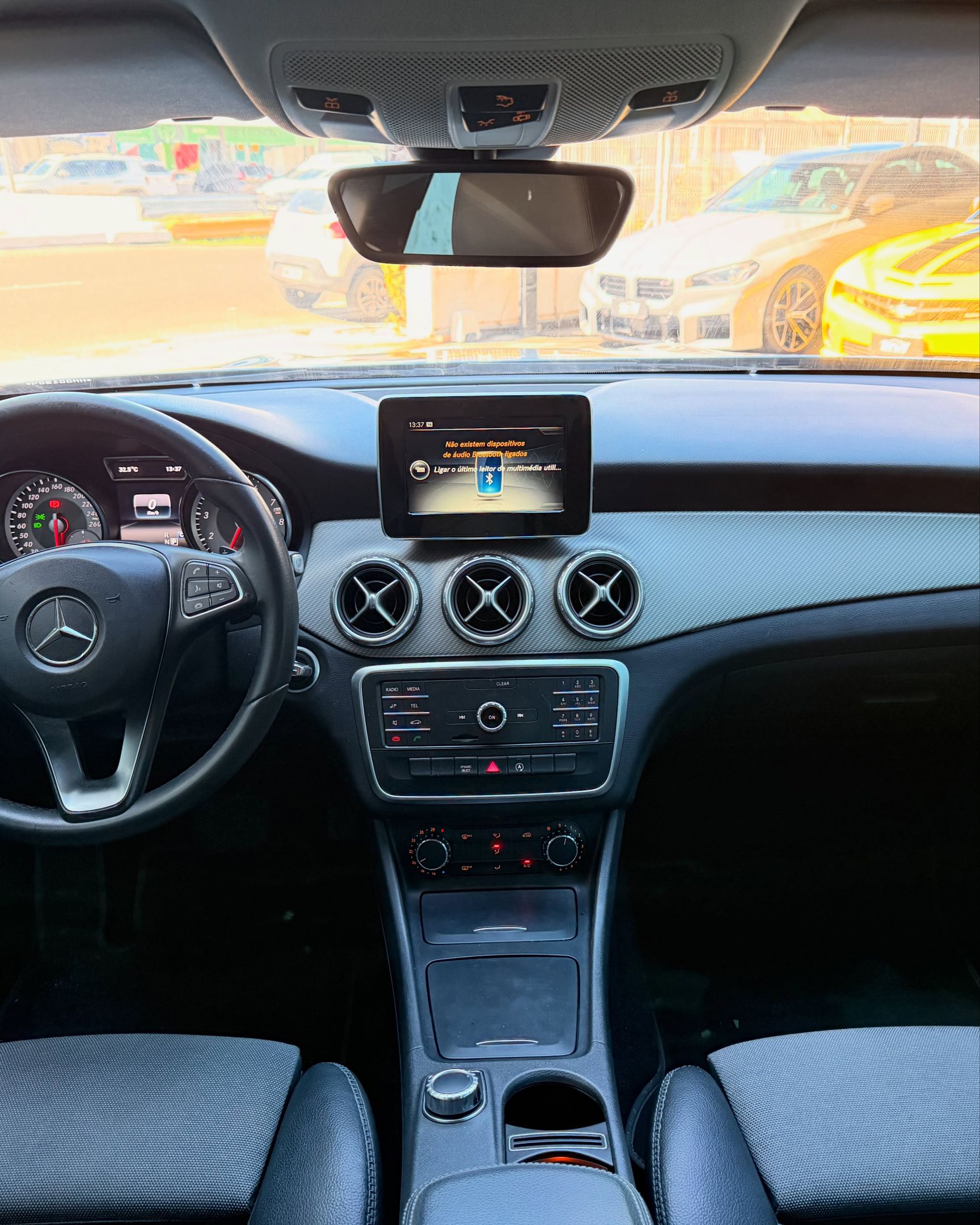 Mercedes-Benz GLA 8