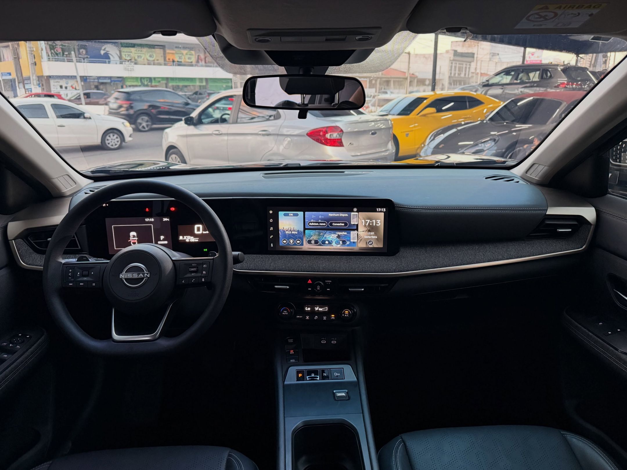 Nissan Kicks 8