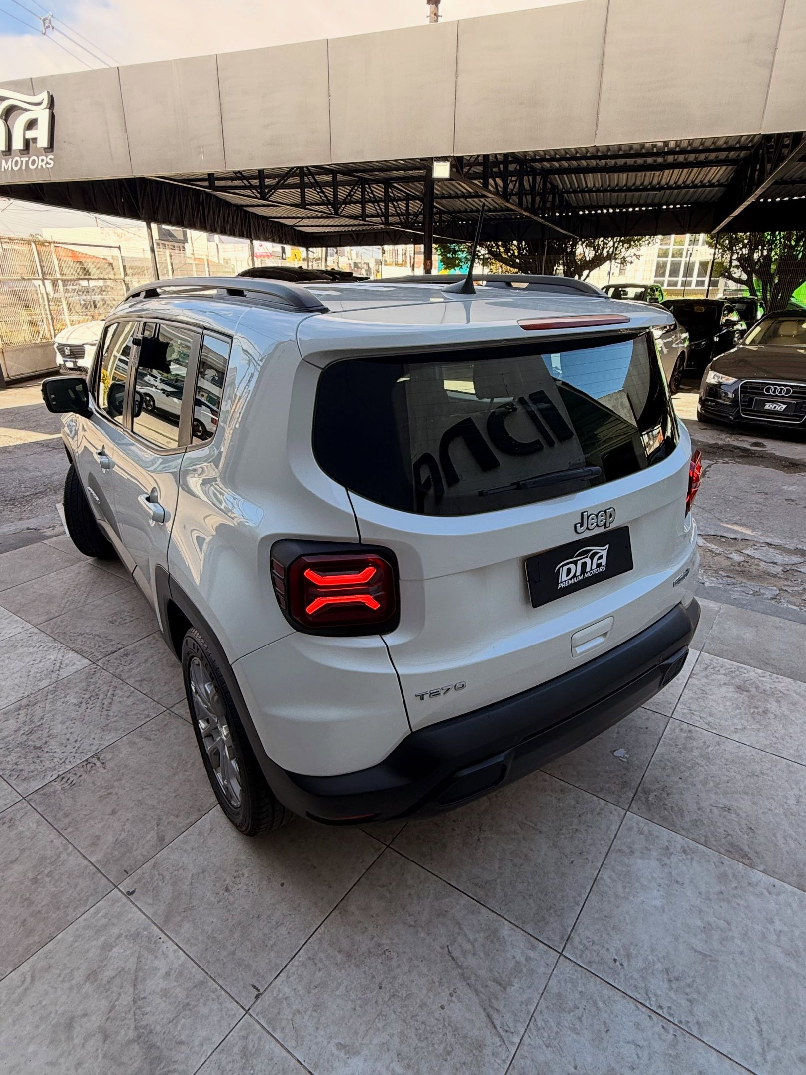 Jeep Renegade 5