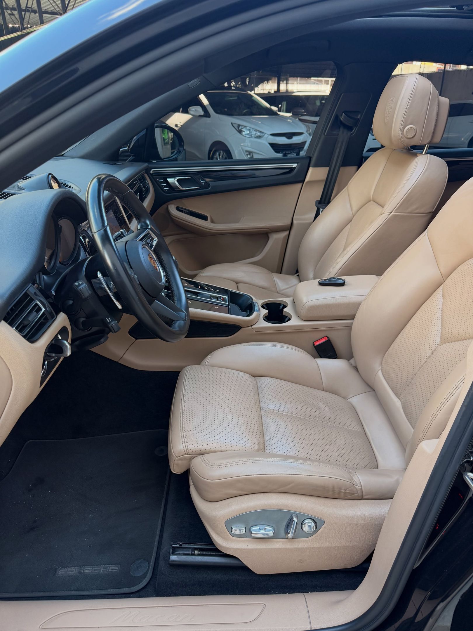 Porsche Macan 7
