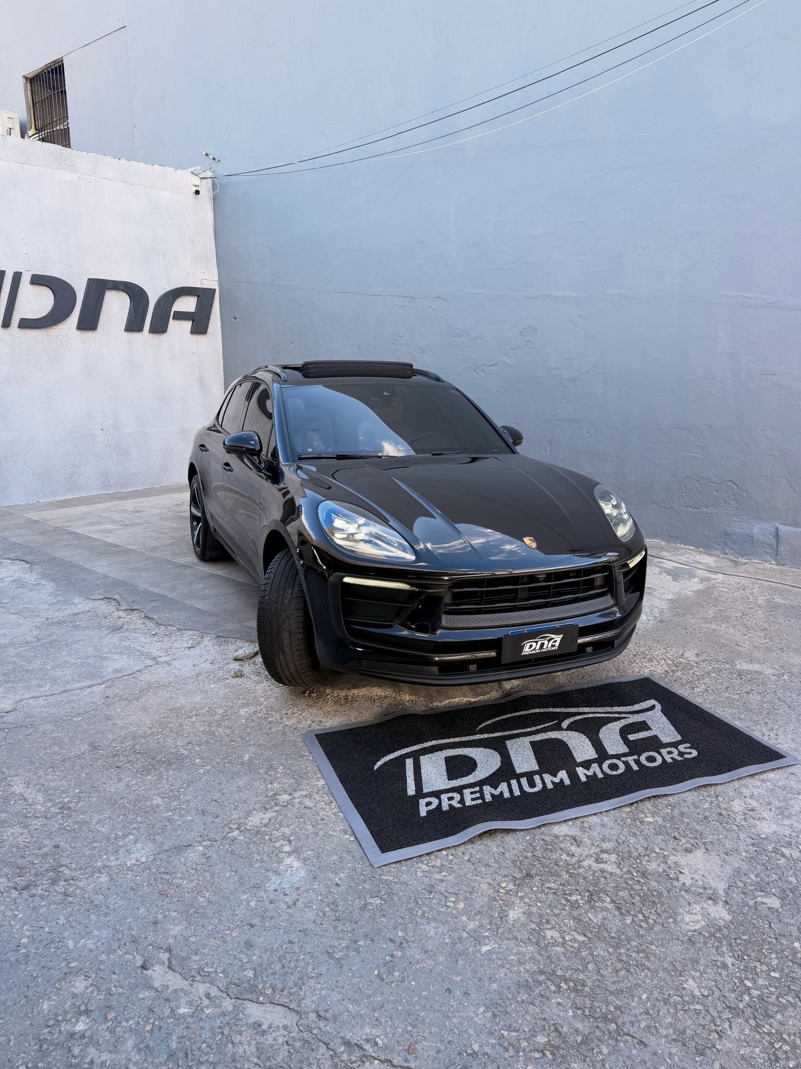 Porsche Macan 4