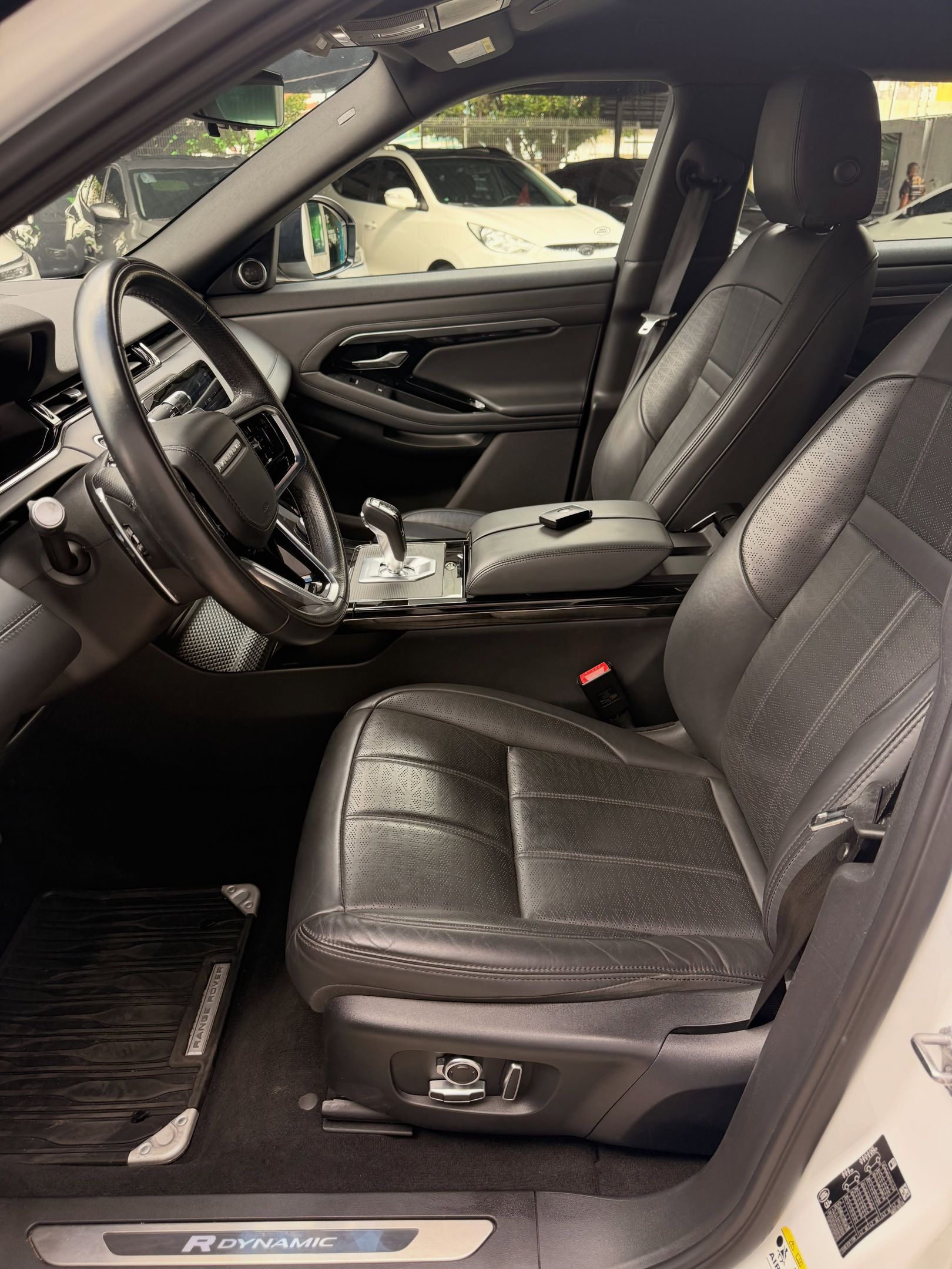 Range Rover Evoque 7
