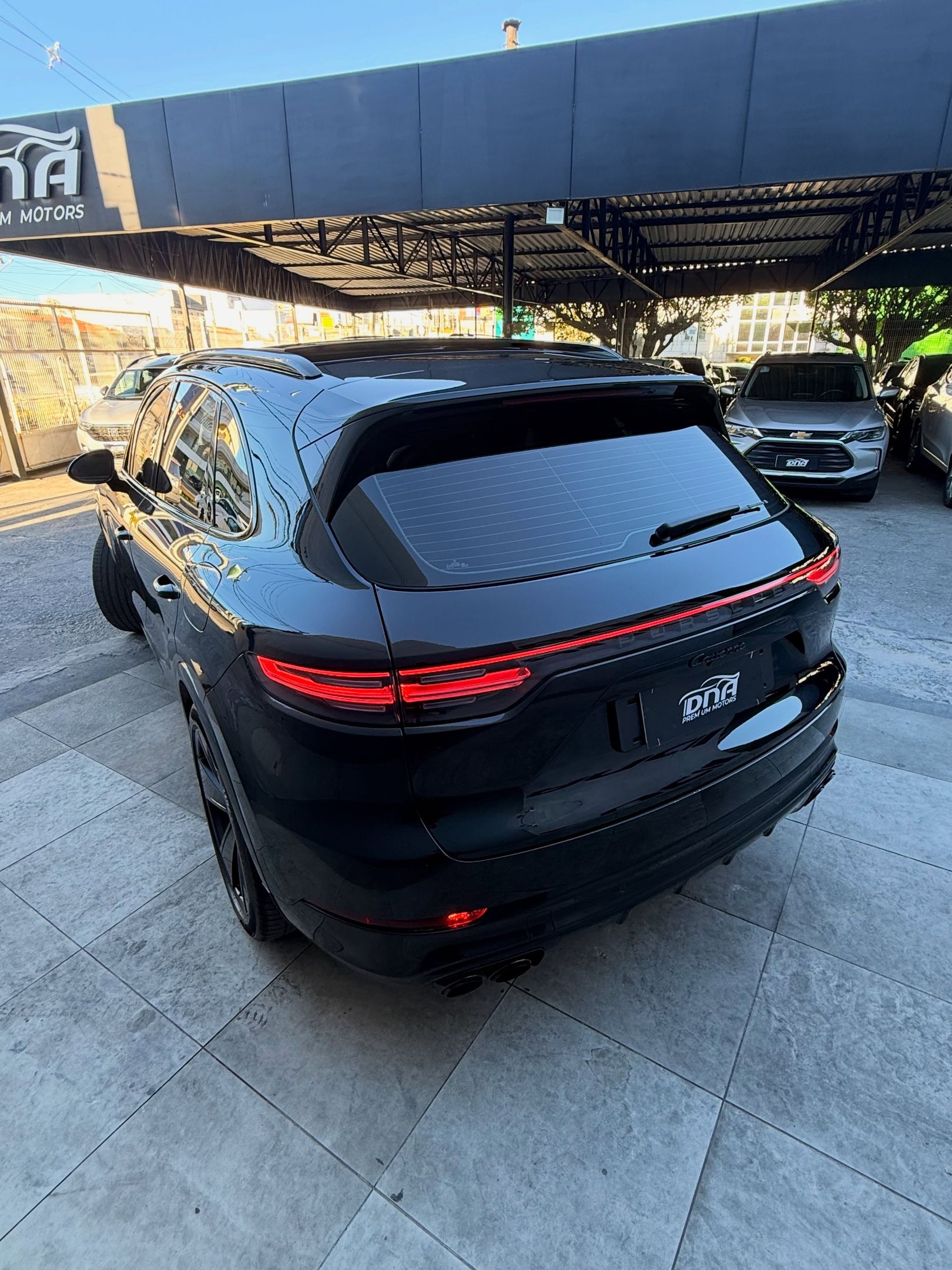 Porsche Cayenne 5