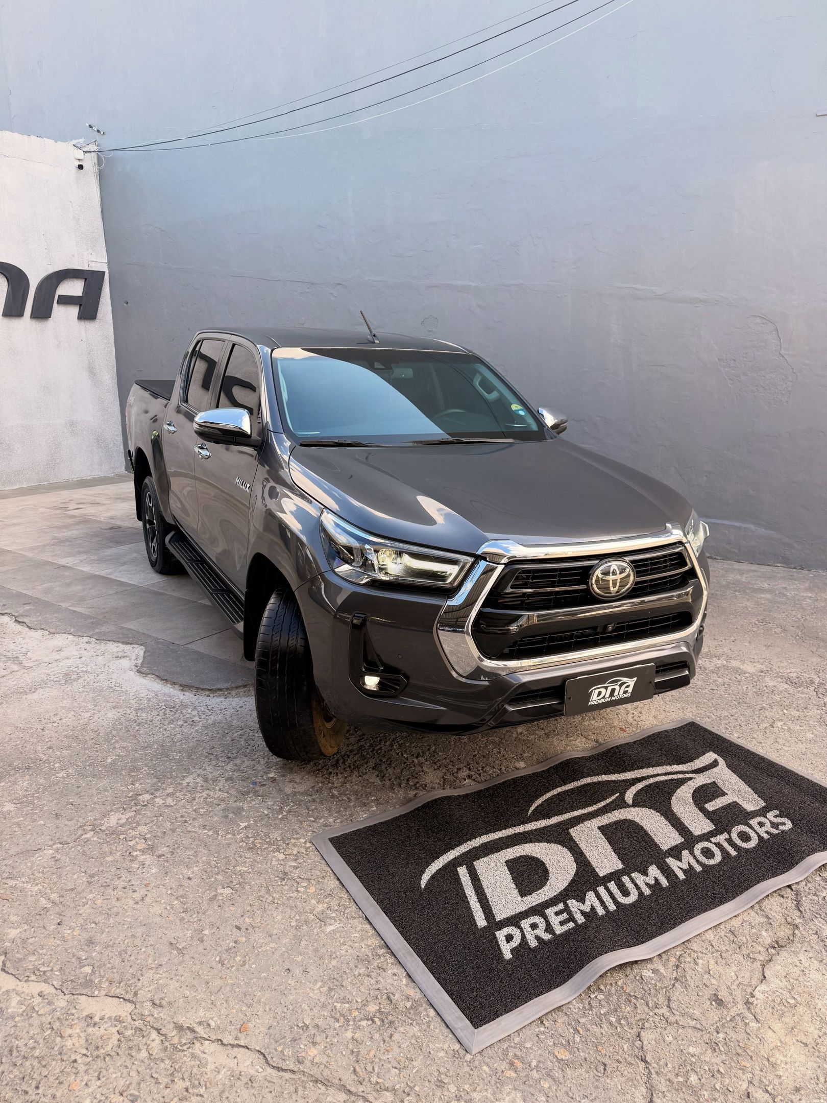Toyota Hilux 4