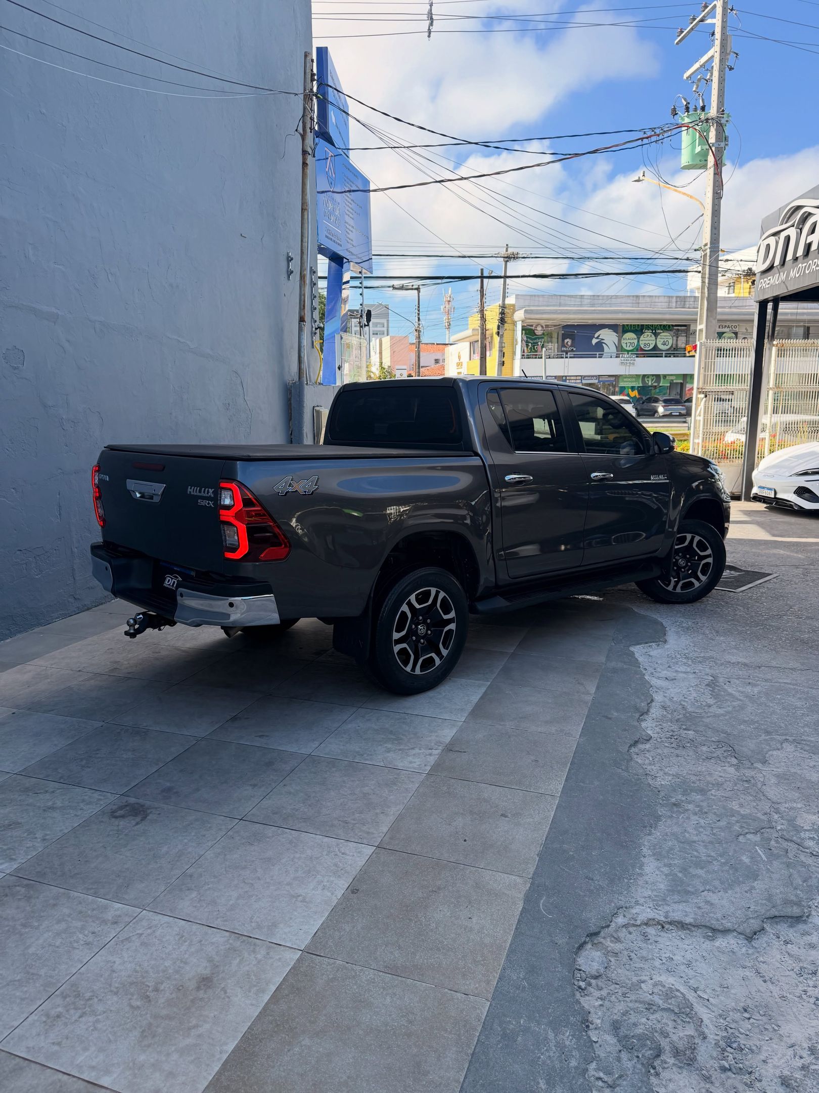 Toyota Hilux 3