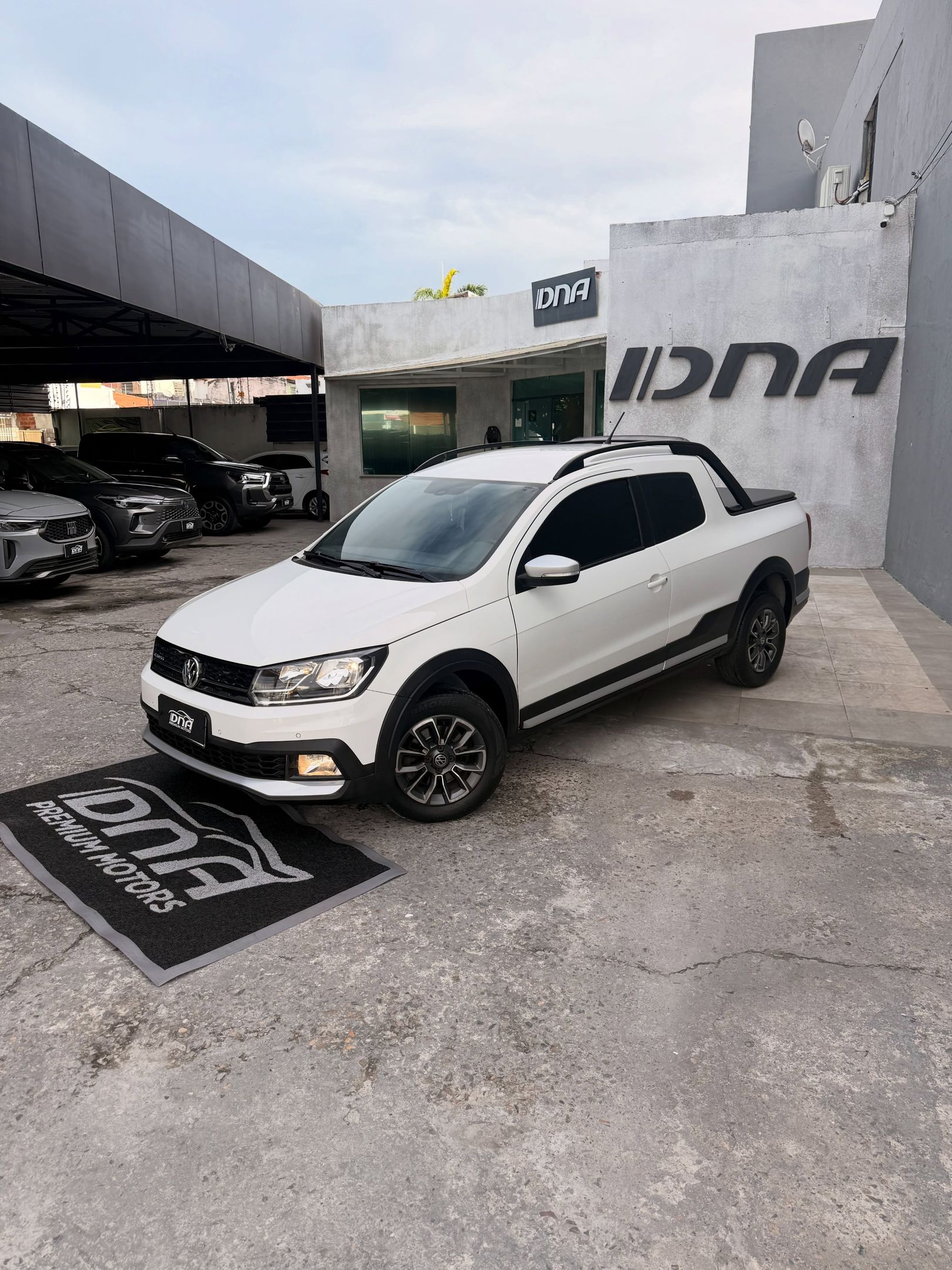 VW - VolksWagen Saveiro 2