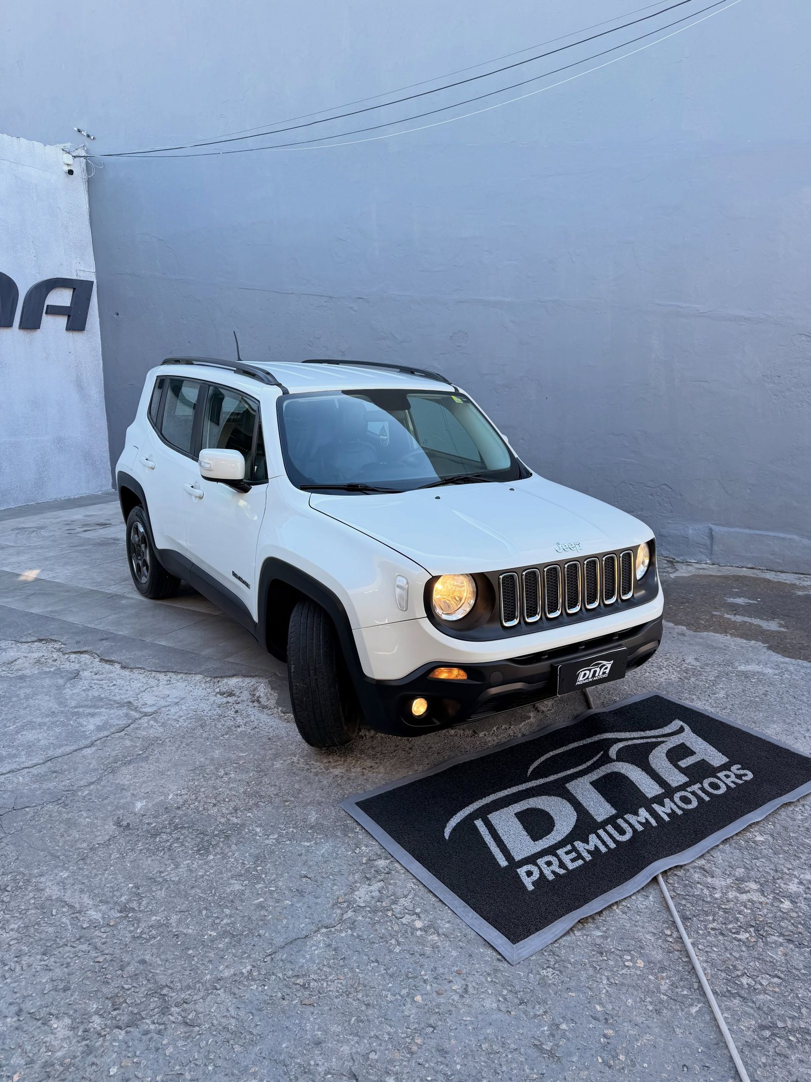 Jeep Renegade 4