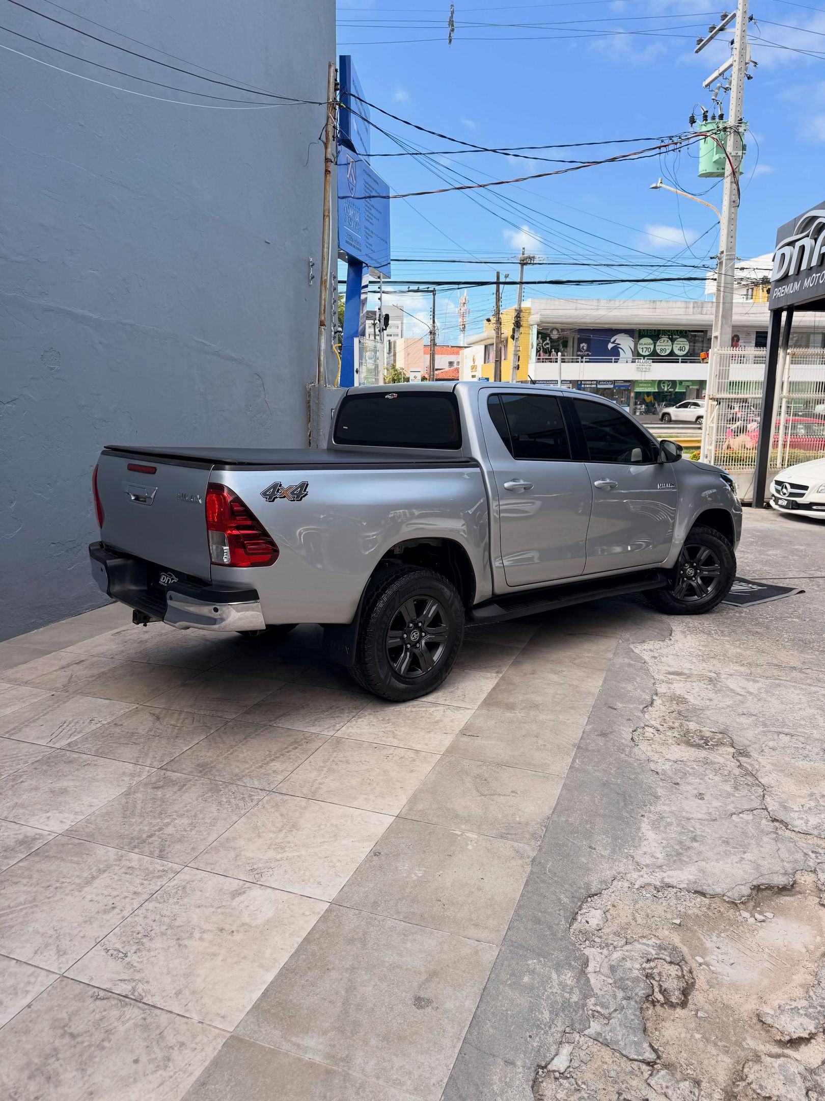 Toyota Hilux 3