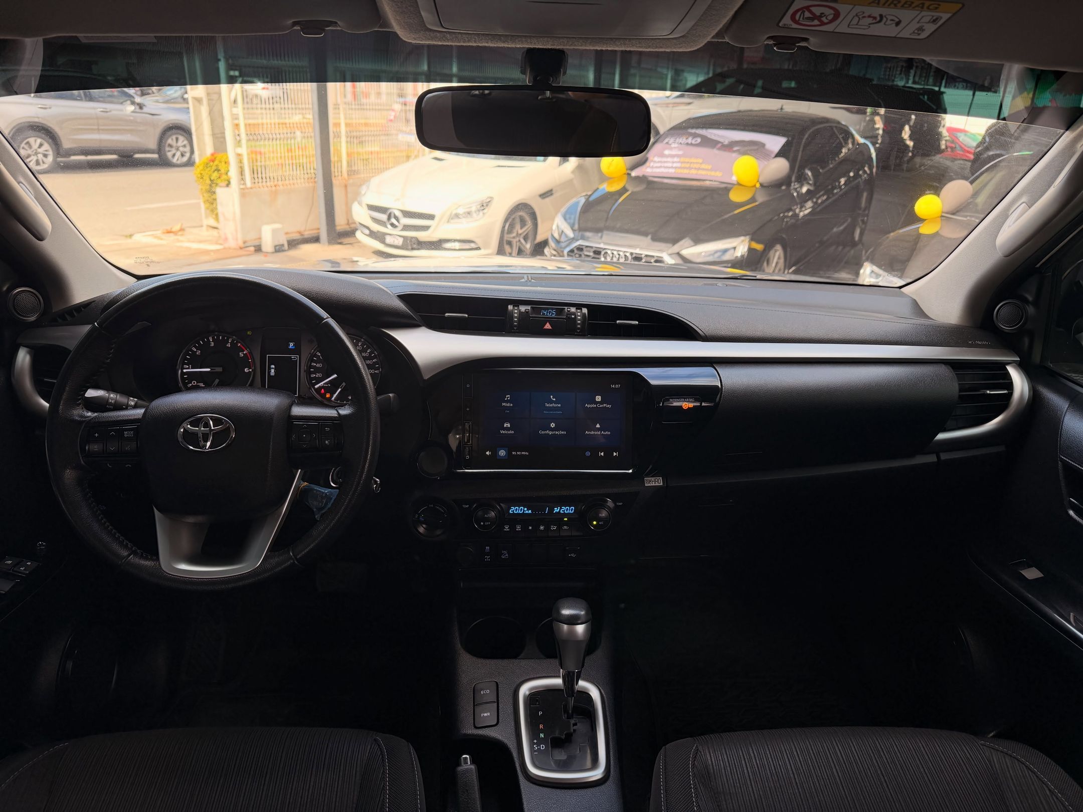 Toyota Hilux 8