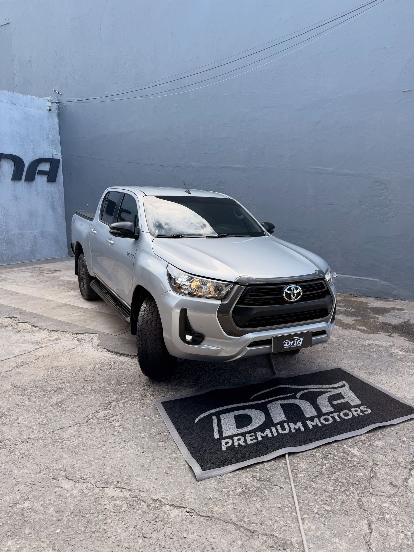 Toyota Hilux 4