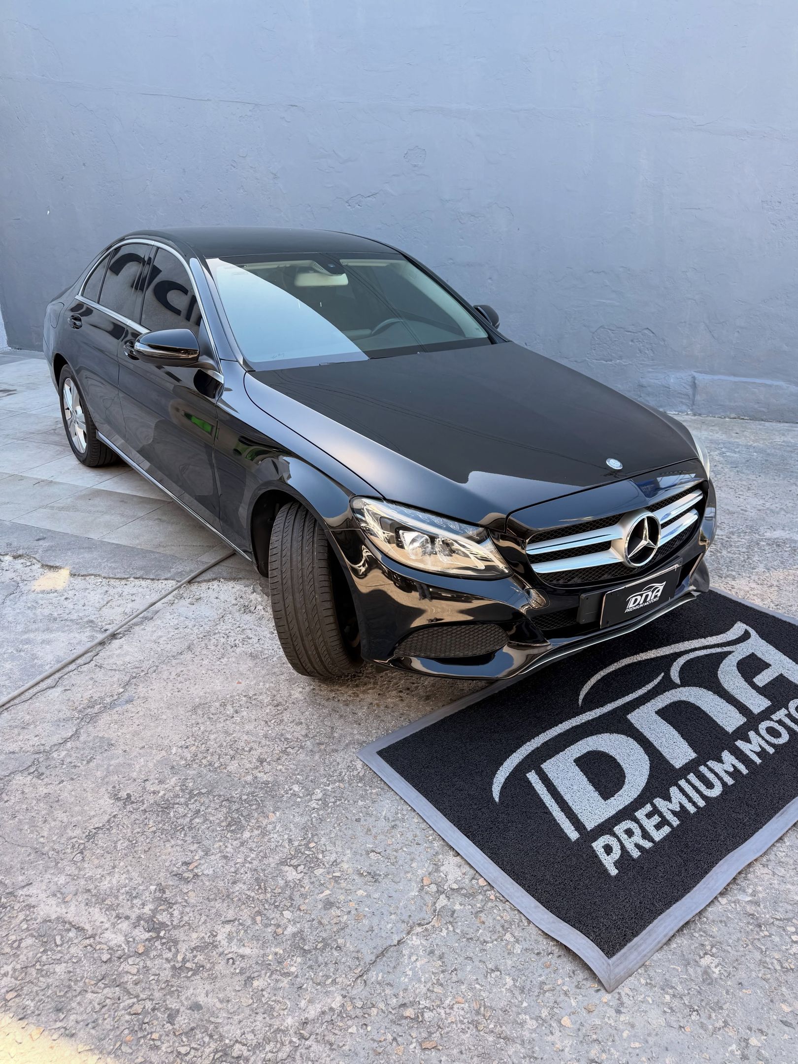 Mercedes-Benz C-180 4