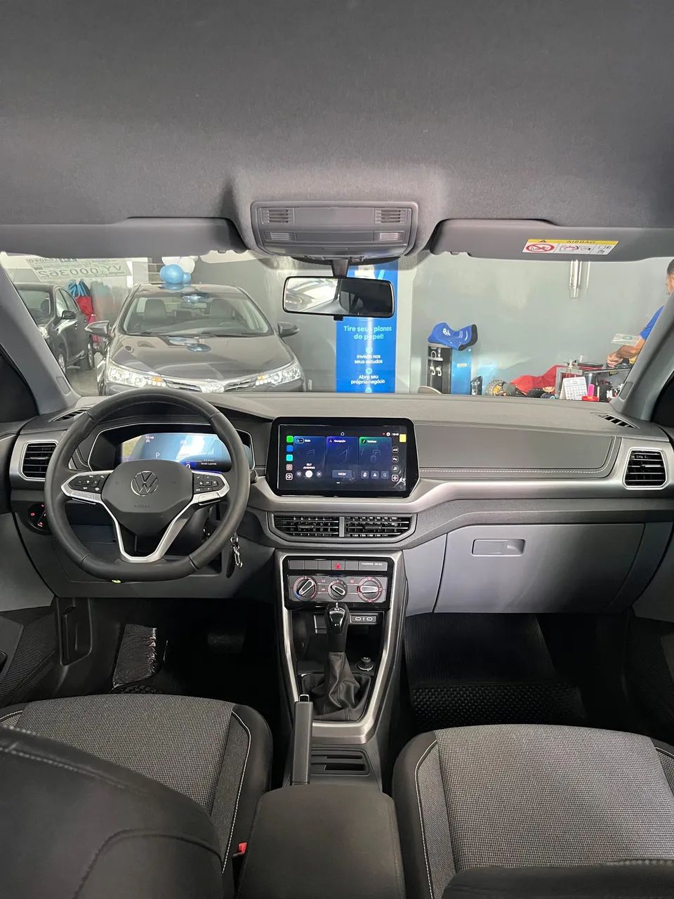Volkswagen T-CROSS 4
