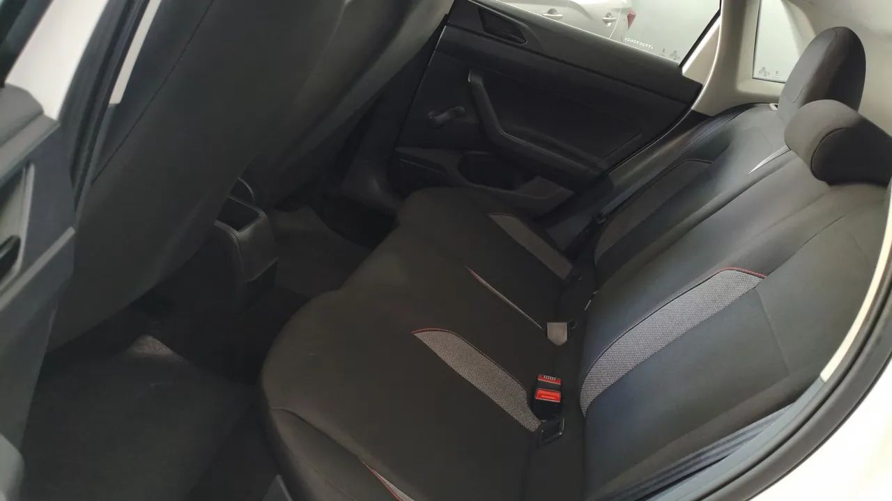 Volkswagen POLO 5