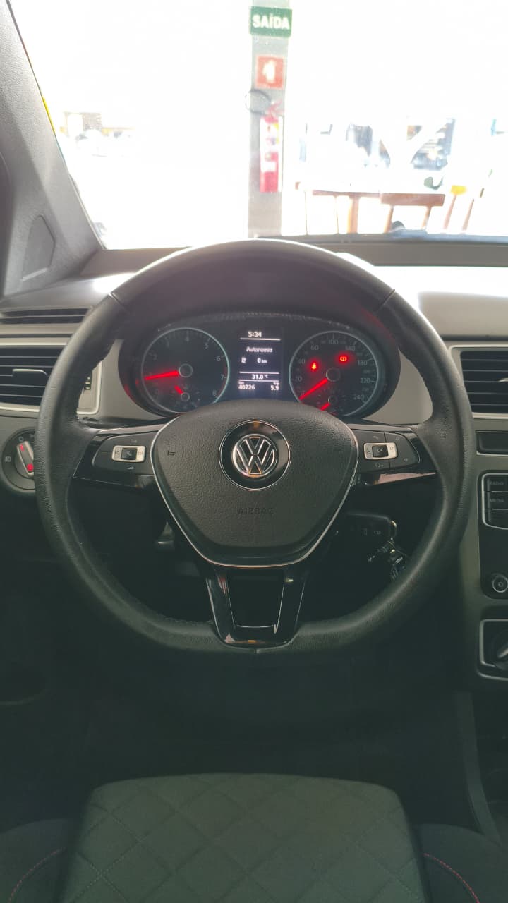 VW - VolksWagen Fox 6