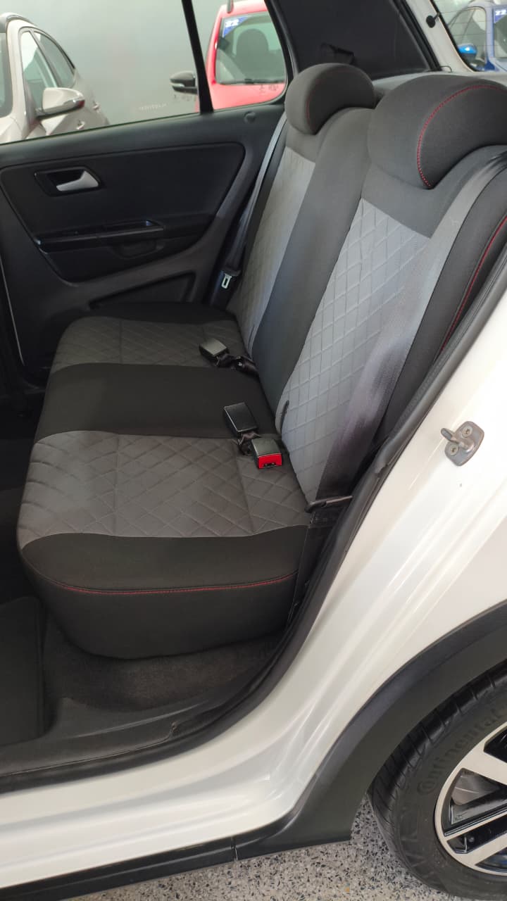VW - VolksWagen Fox 9