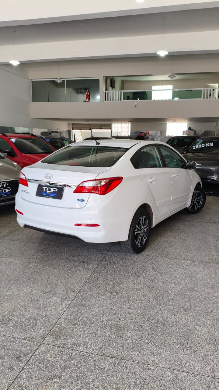 HYUNDAI HB20S 7
