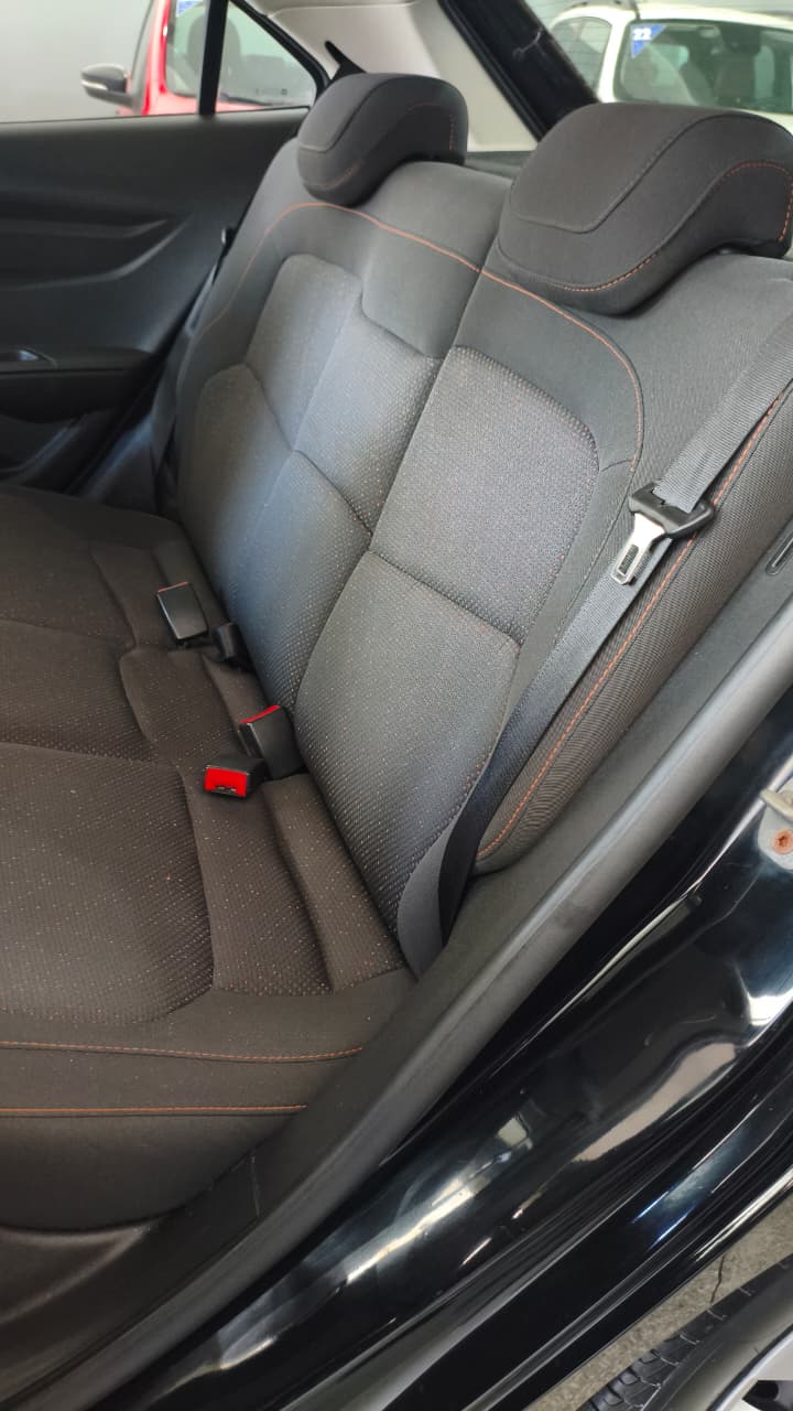 CHEVROLET ONIX 7