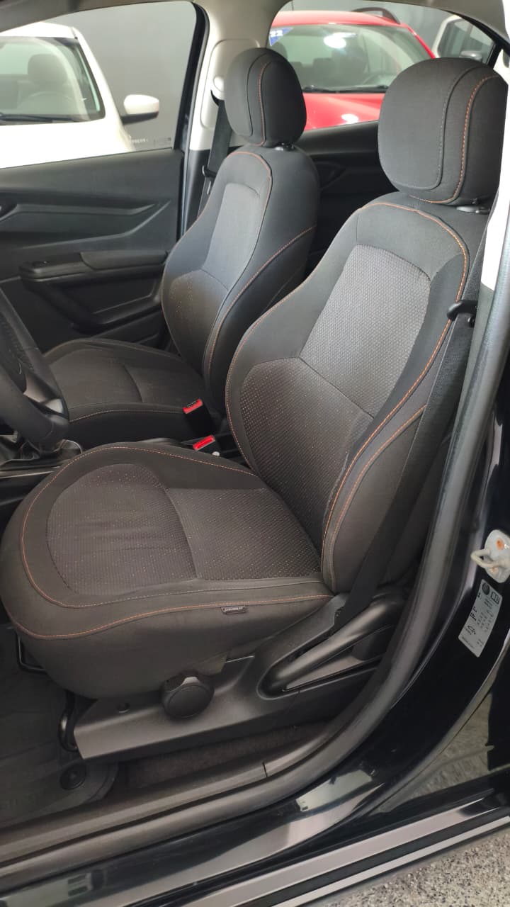 CHEVROLET ONIX 8