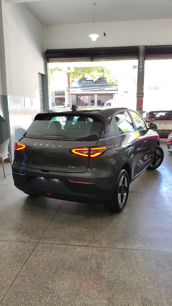 GEELY EX2 4