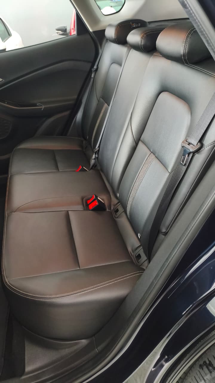 CHEVROLET TRACKER 2