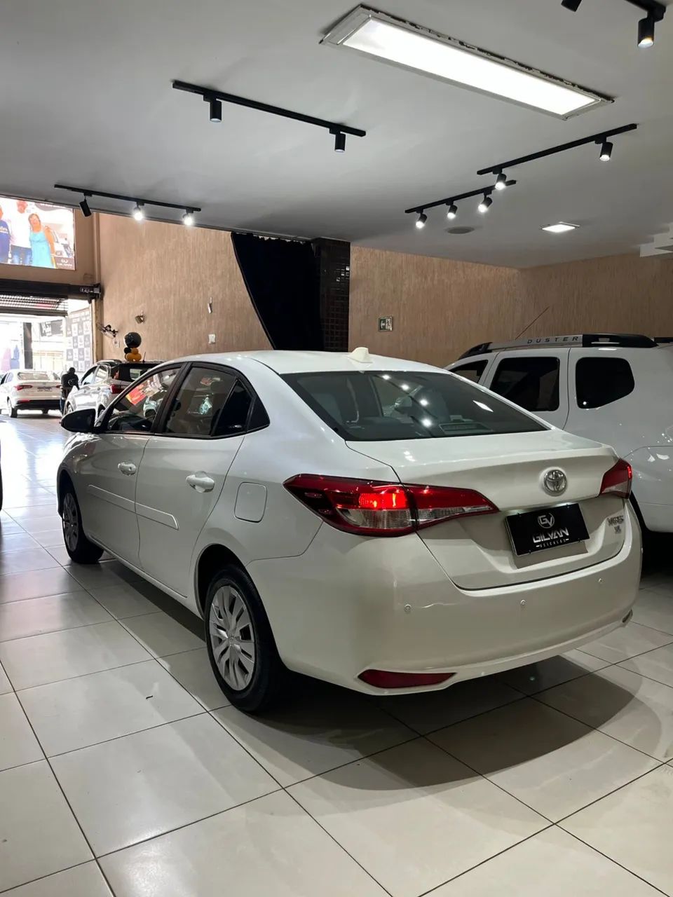 Toyota YARIS 2