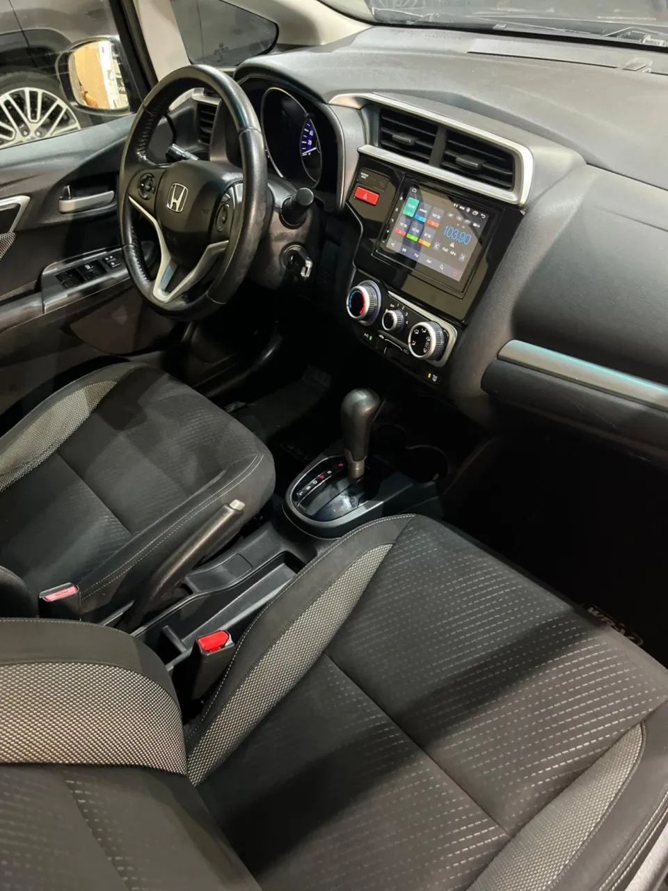 Honda WR-V 10