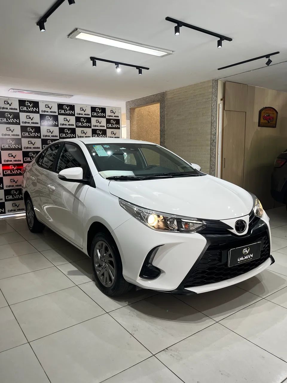 Toyota YARIS 7