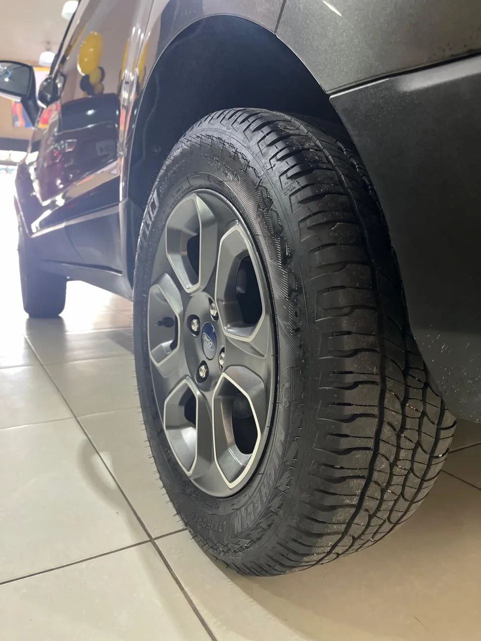 Ford ECOSPORT 13
