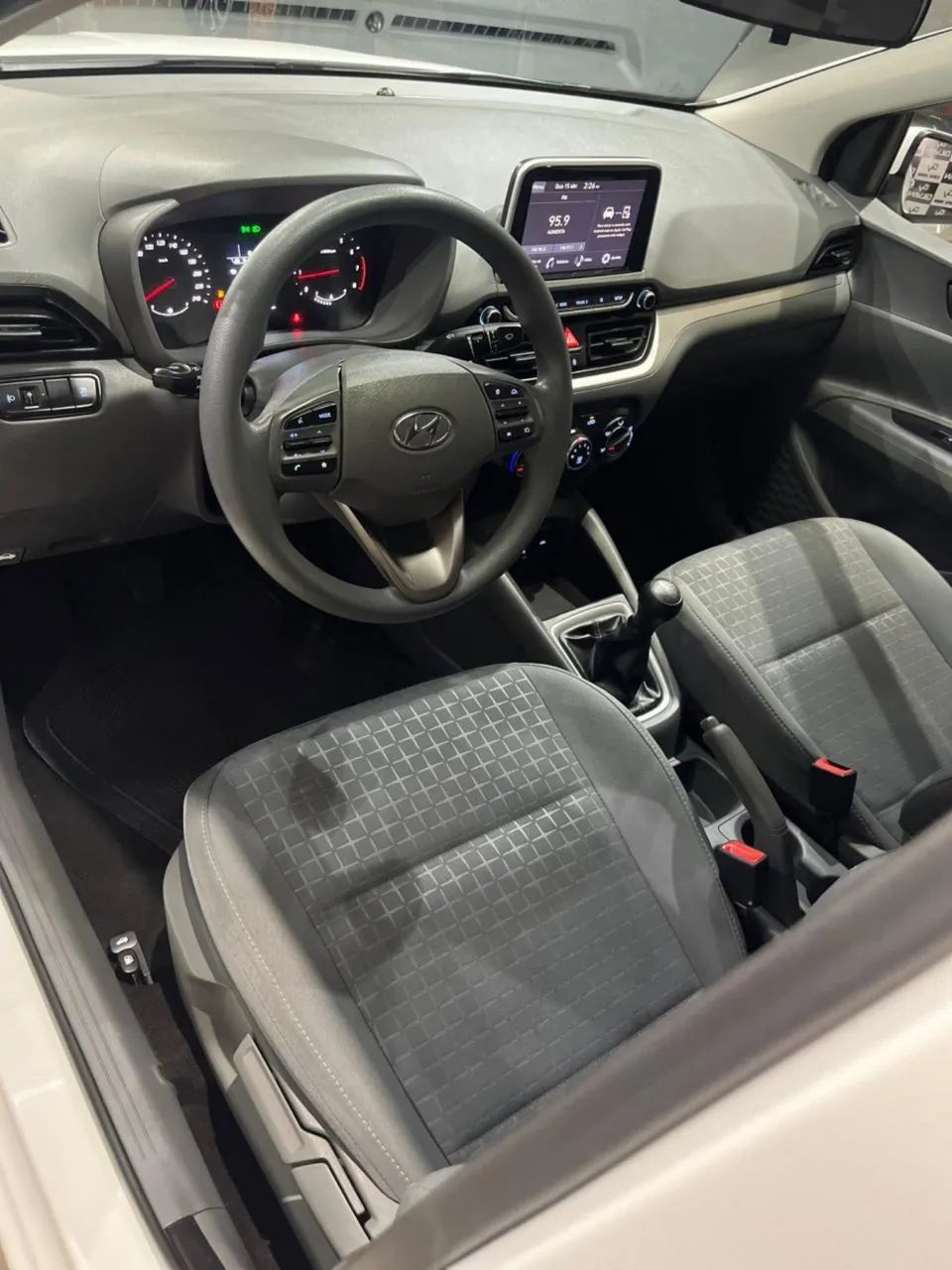 Hyundai HB20S 5