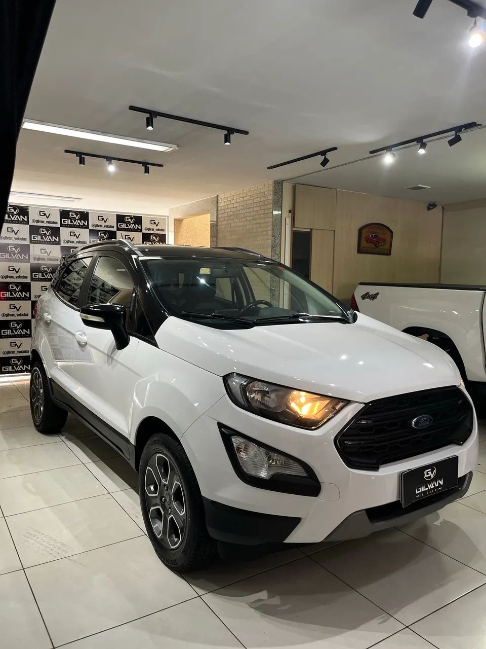 Ford ECOSPORT 6