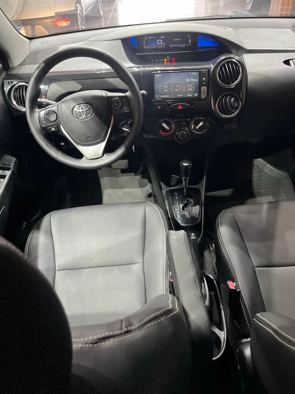 Toyota ETIOS 7