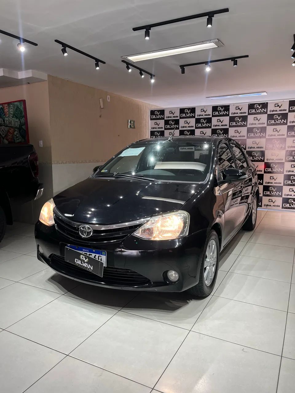 Toyota ETIOS 6