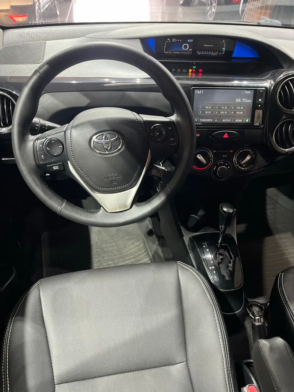 Toyota ETIOS 3